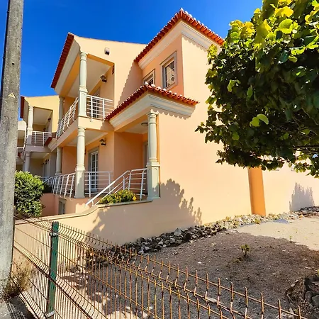 Limoeiro Villa